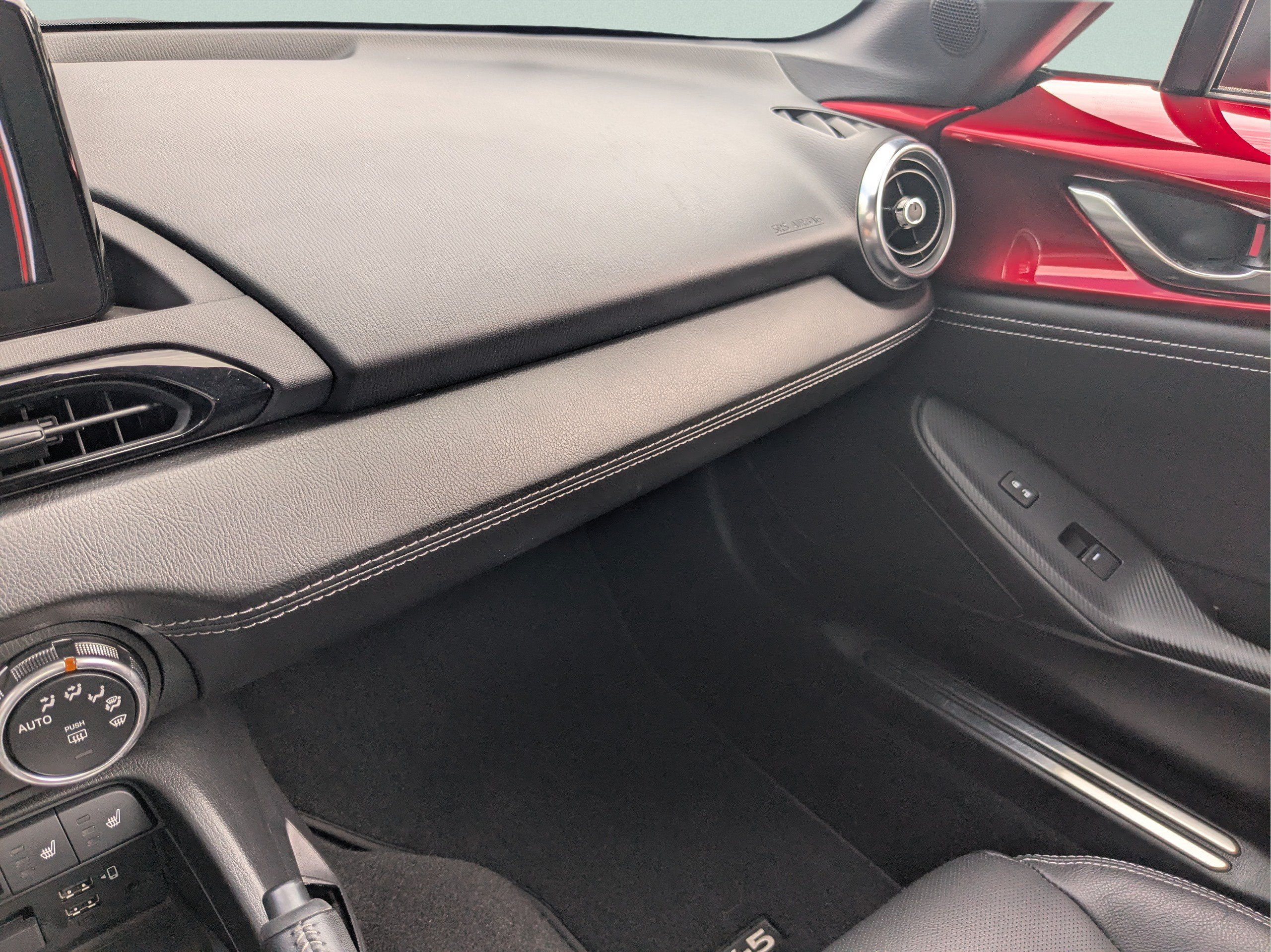 Certified 2022 MAZDA MX-5 Miata RF Grand Touring RWD image 12