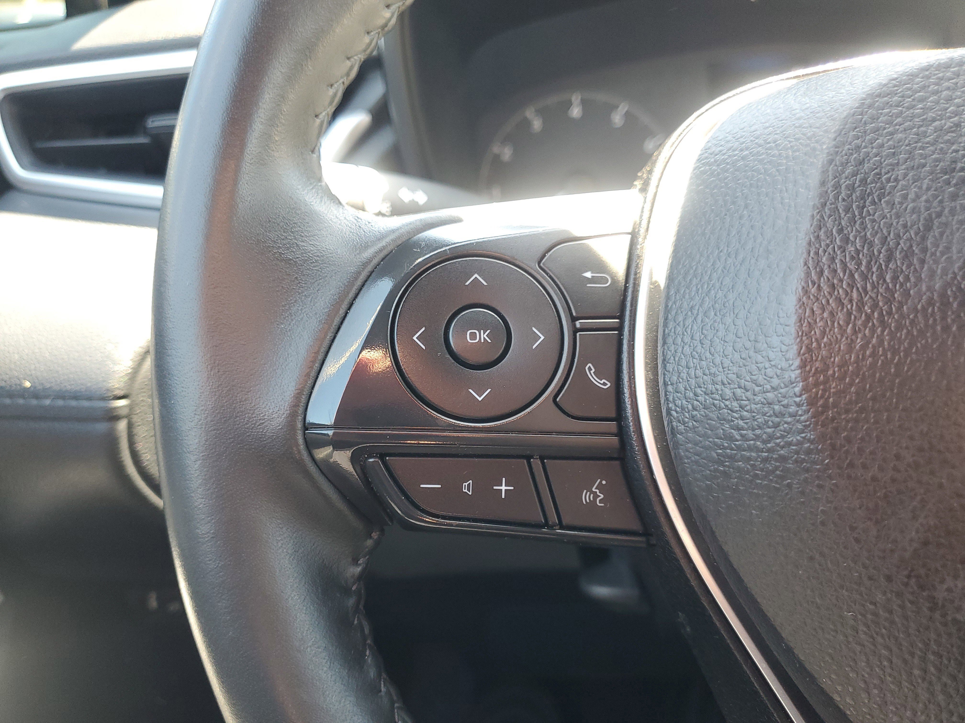 Certified 2024 Toyota Corolla Cross SE image 21