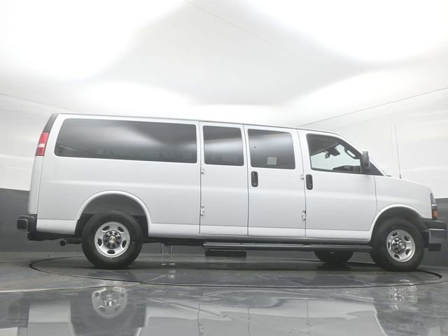 New 2025 Chevrolet Express 3500 LT w/ LT Preferred Equipment Group RWD image 33