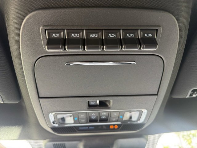 New 2026 Ford F450 Platinum image 16