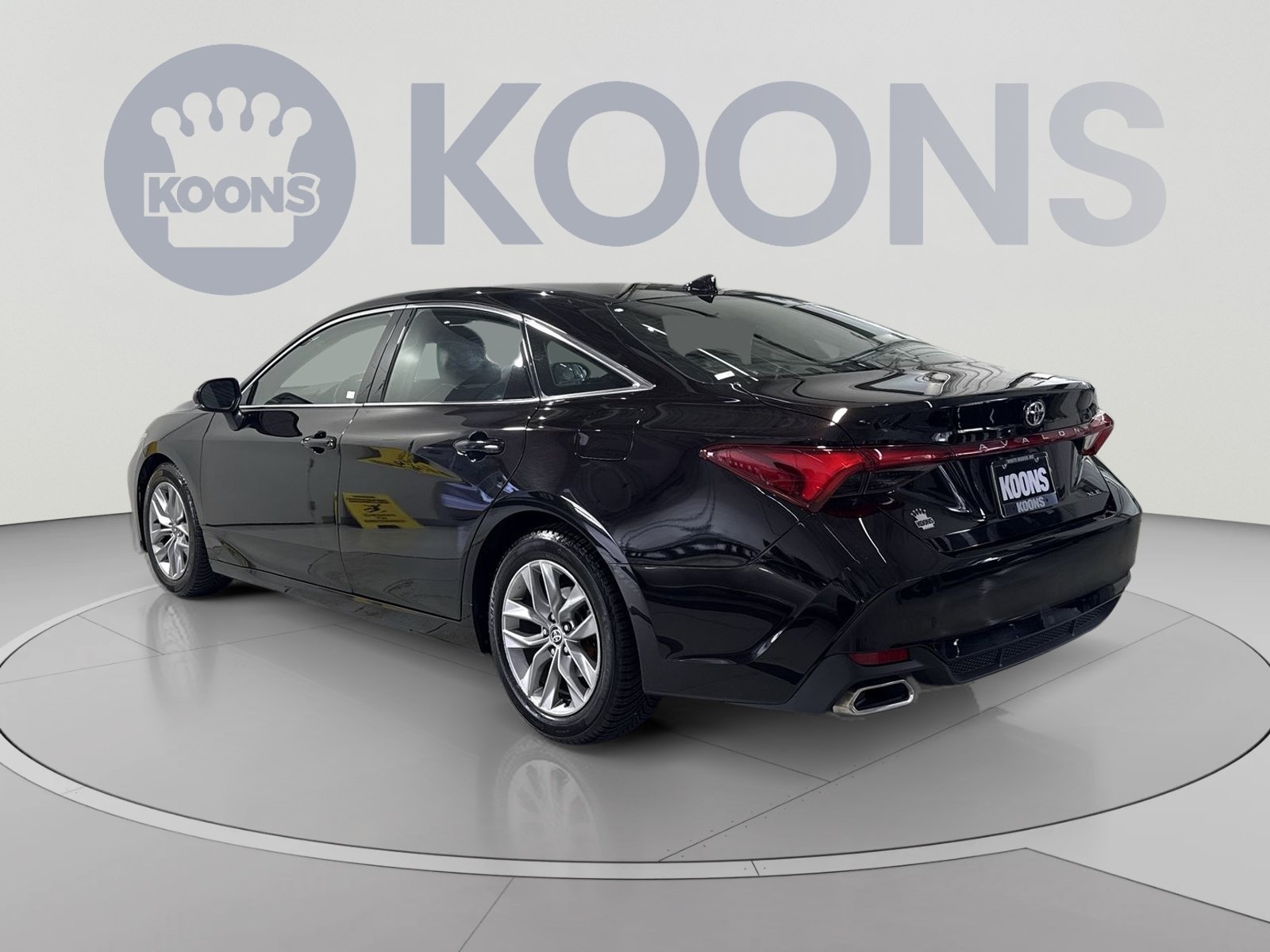 Used 2022 Toyota Avalon XLE FWD image 8