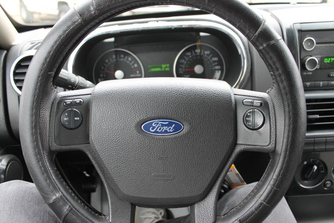 Used 2008 Ford Explorer XLT AWD/4WD image 42
