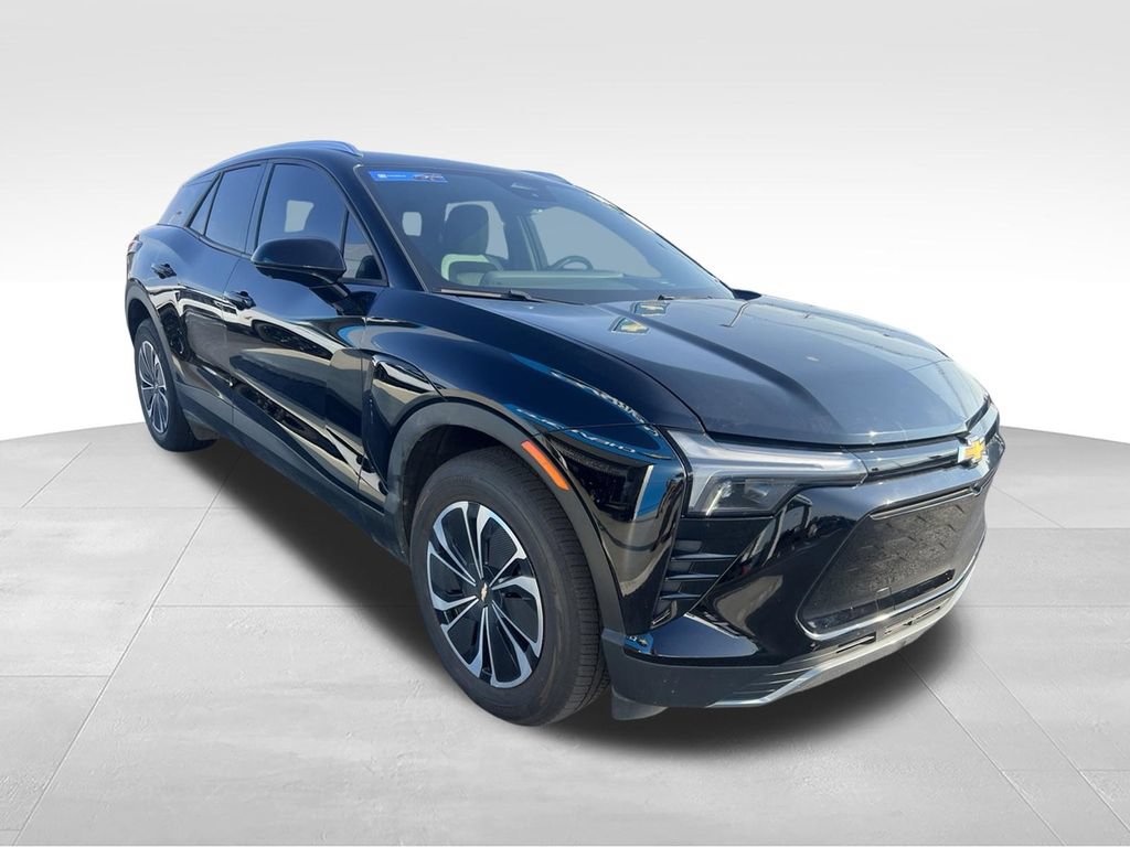 Used 2024 Chevrolet Blazer EV LT AWD/4WD image 17