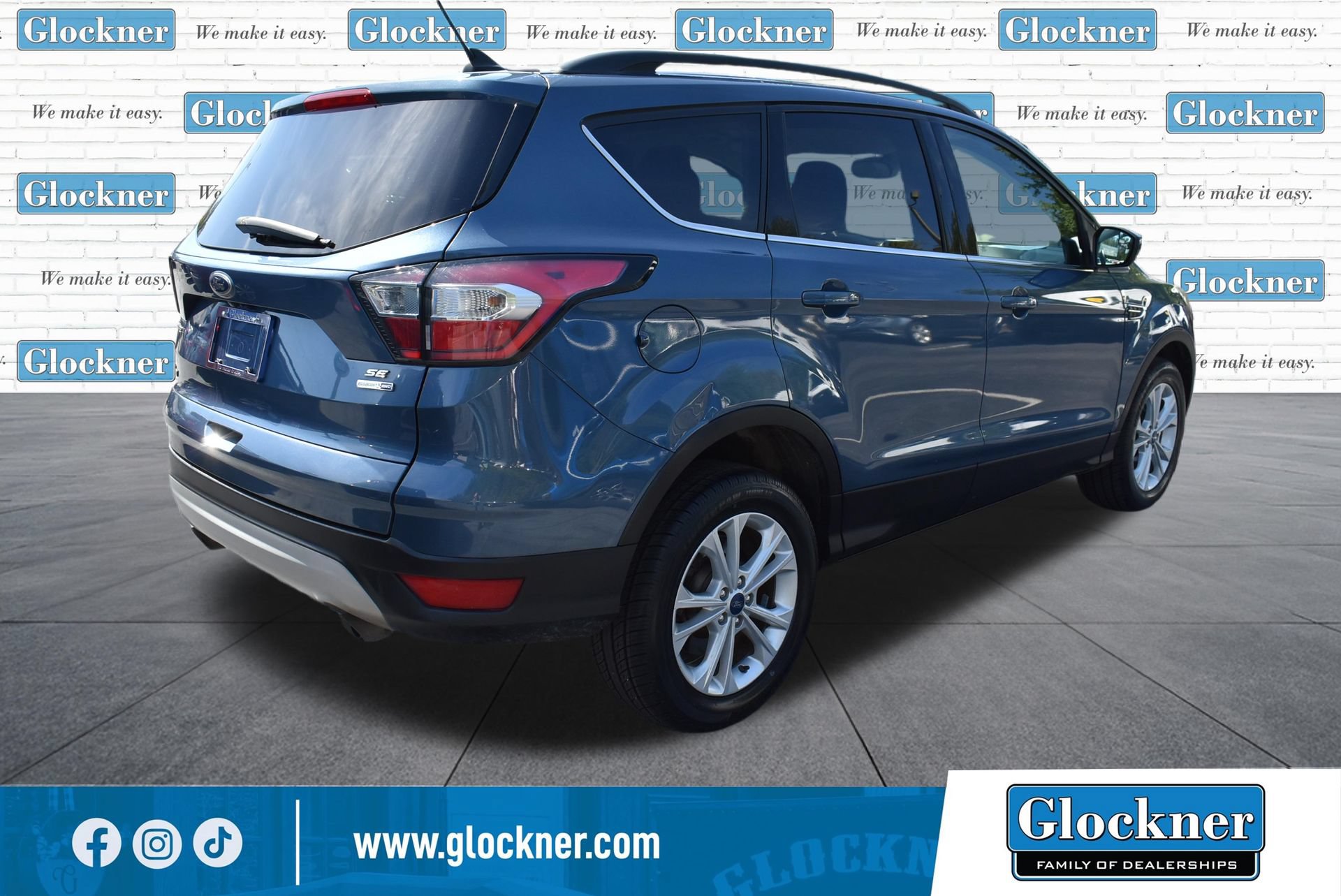 Used 2018 Ford Escape SE w/ SE Sync 3 Package AWD/4WD image 17