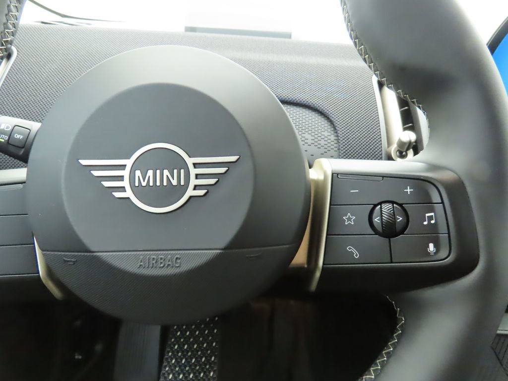 Certified 2025 MINI Cooper Countryman S image 16