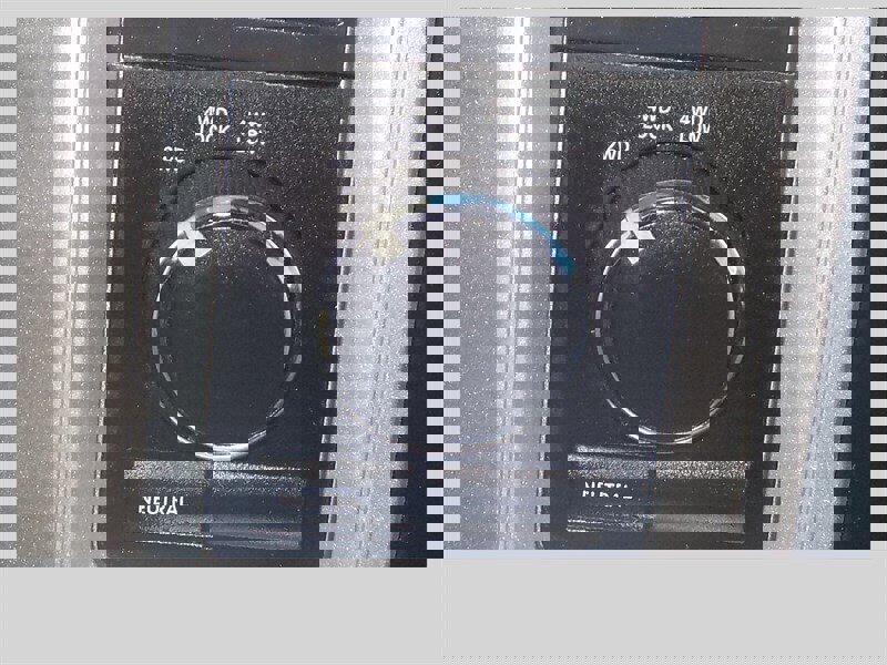 Used 2011 RAM 2500 SLT image 24