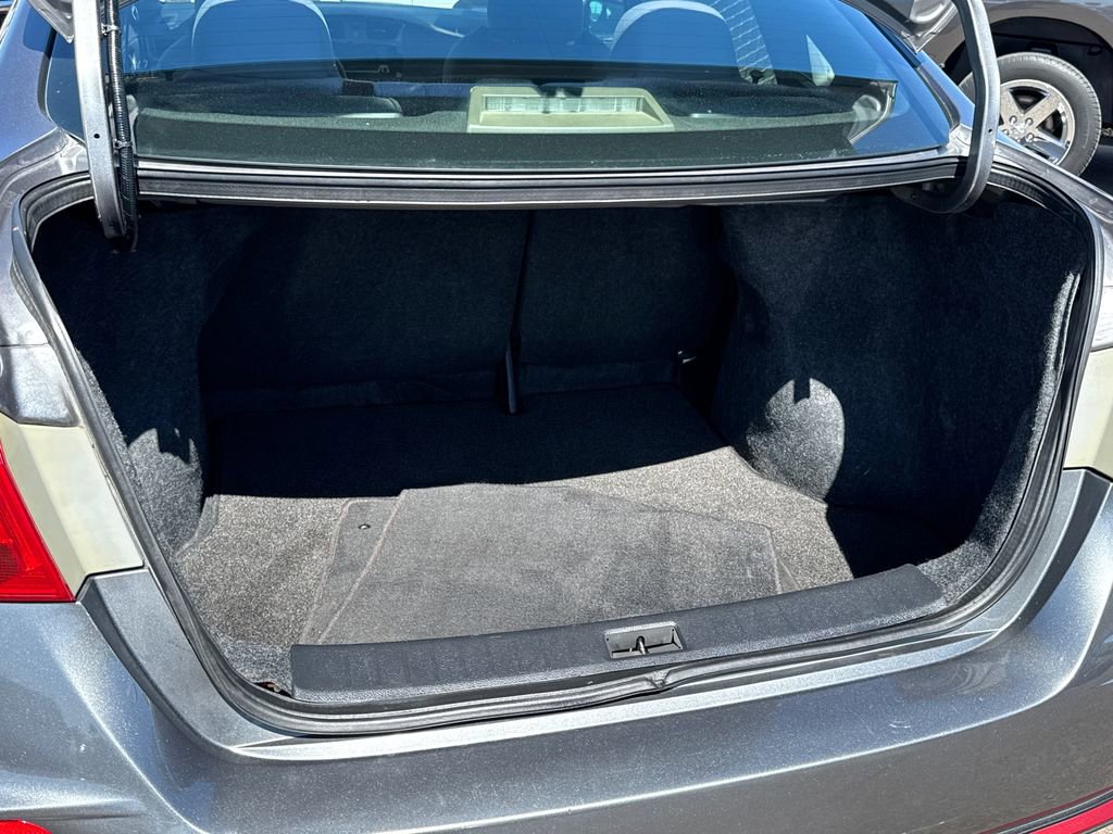 Used 2017 Nissan Sentra NISMO image 10