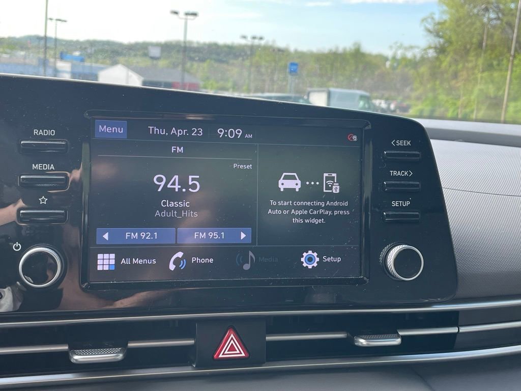Used 2022 Hyundai Elantra SEL w/ Convenience Package FWD image 31