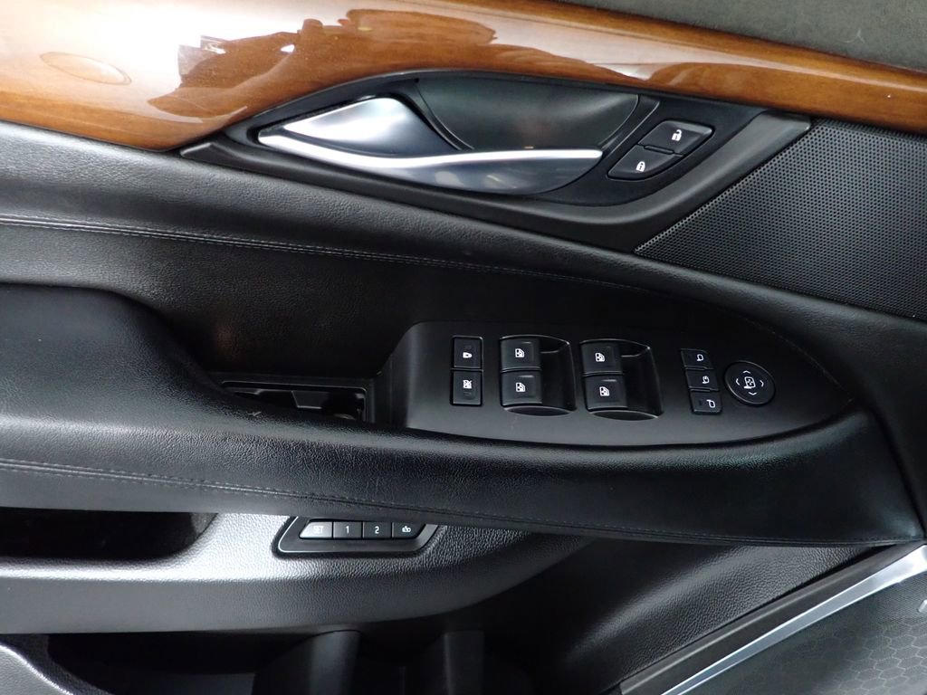 Used 2016 Cadillac Escalade Premium image 24