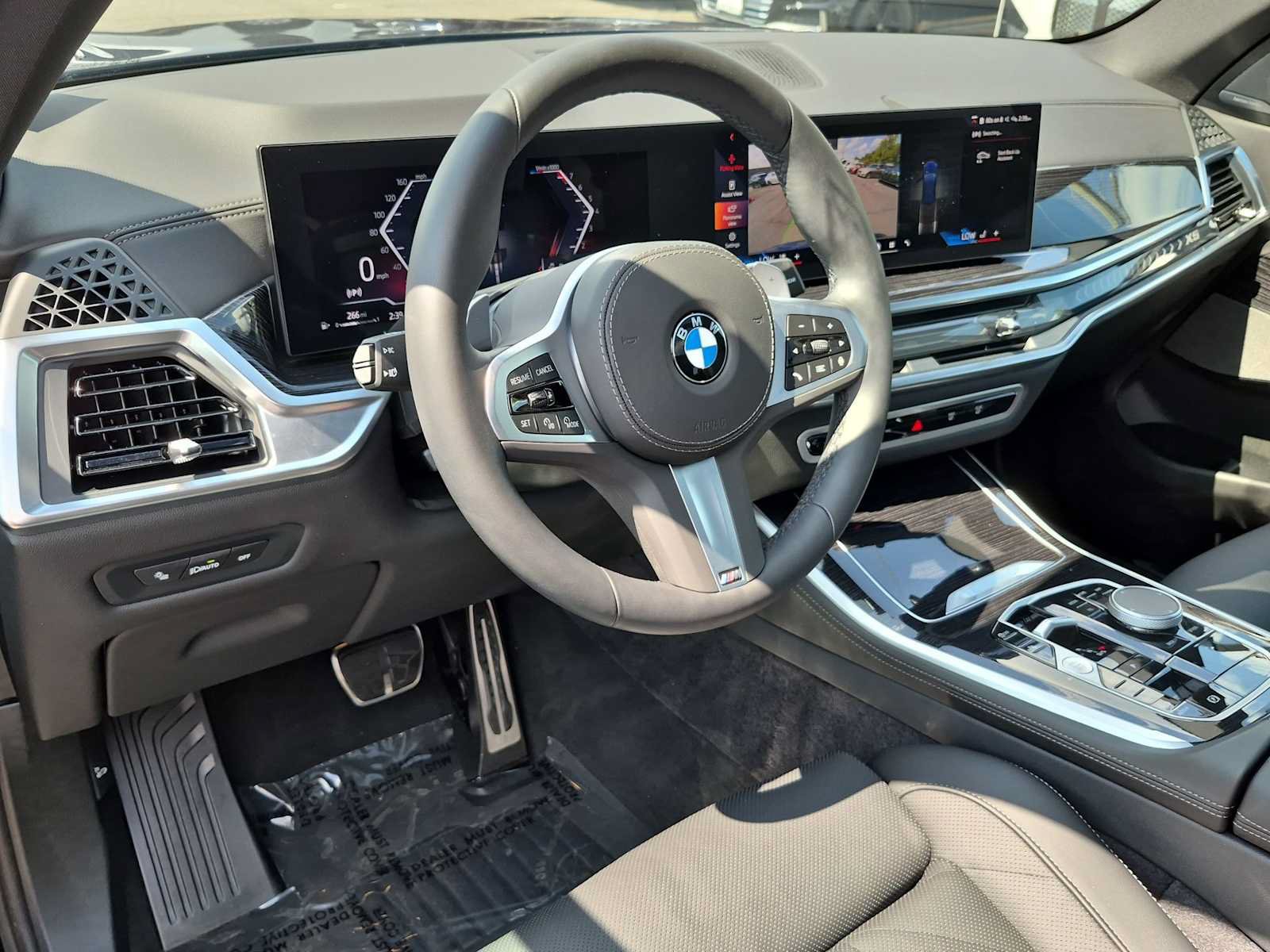 Used 2026 BMW X5 xDrive40i w/ M Sport Package AWD/4WD image 10