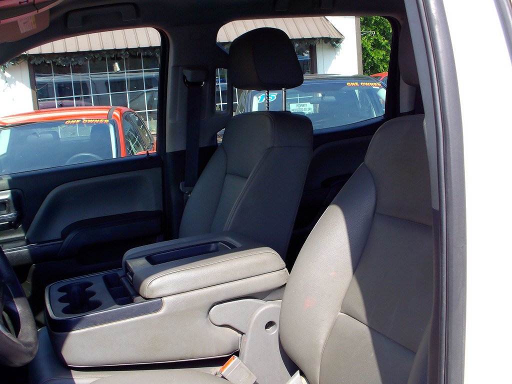 Used 2017 Chevrolet Silverado 1500 W/T AWD/4WD image 7