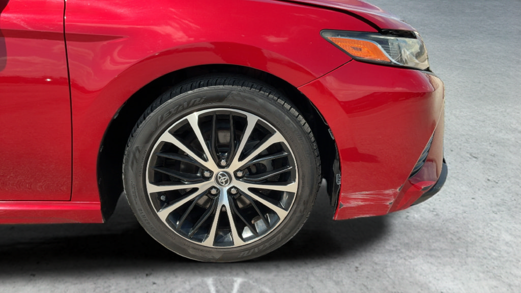 Used 2019 Toyota Camry SE FWD image 24