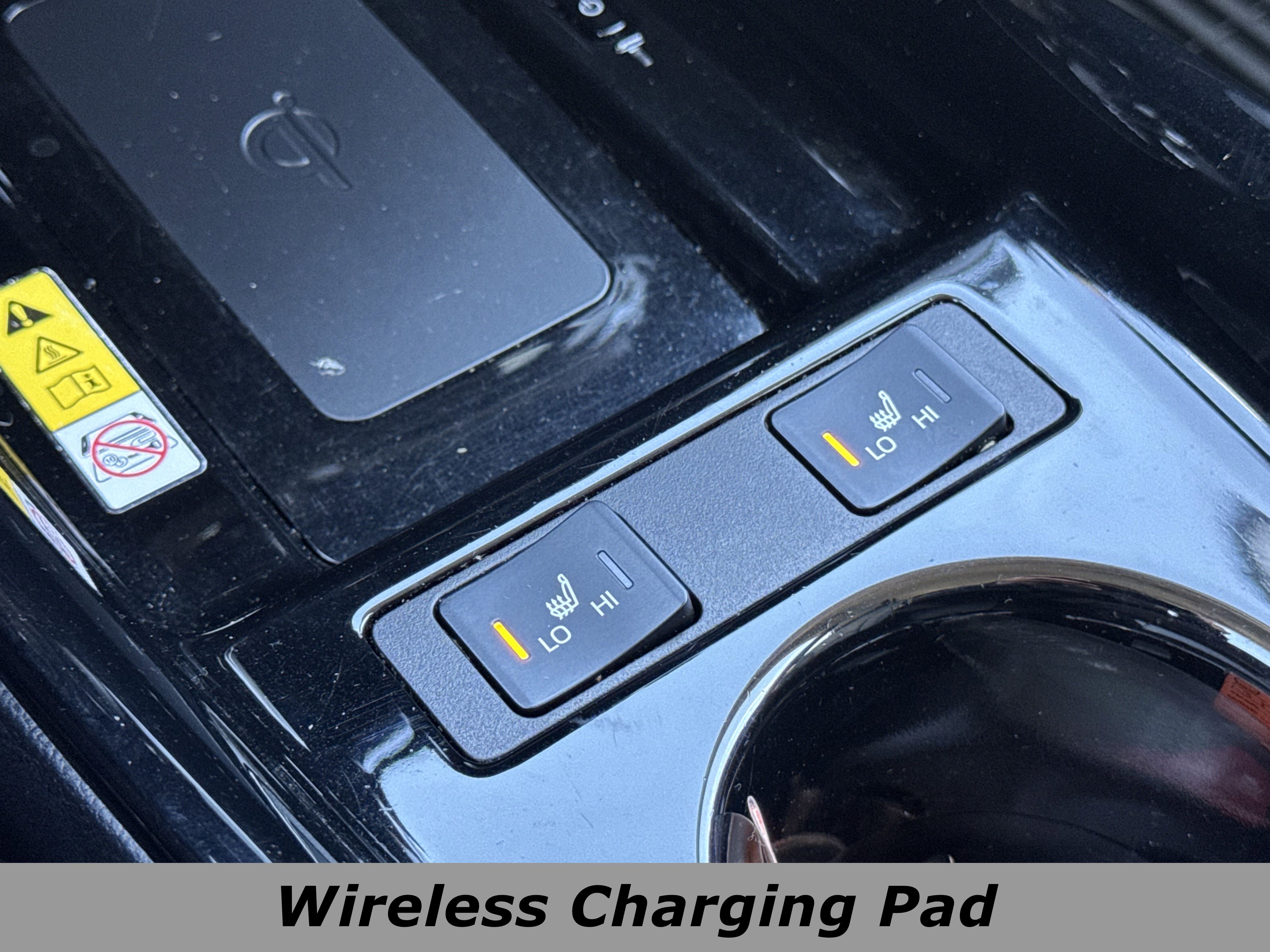 Used 2021 Toyota Prius L Eco image 11