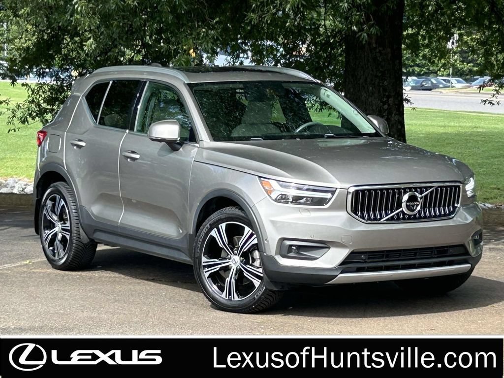 Used 2020 Volvo XC40 T5 Inscription w/ Protection Package Premier AWD/4WD image 1