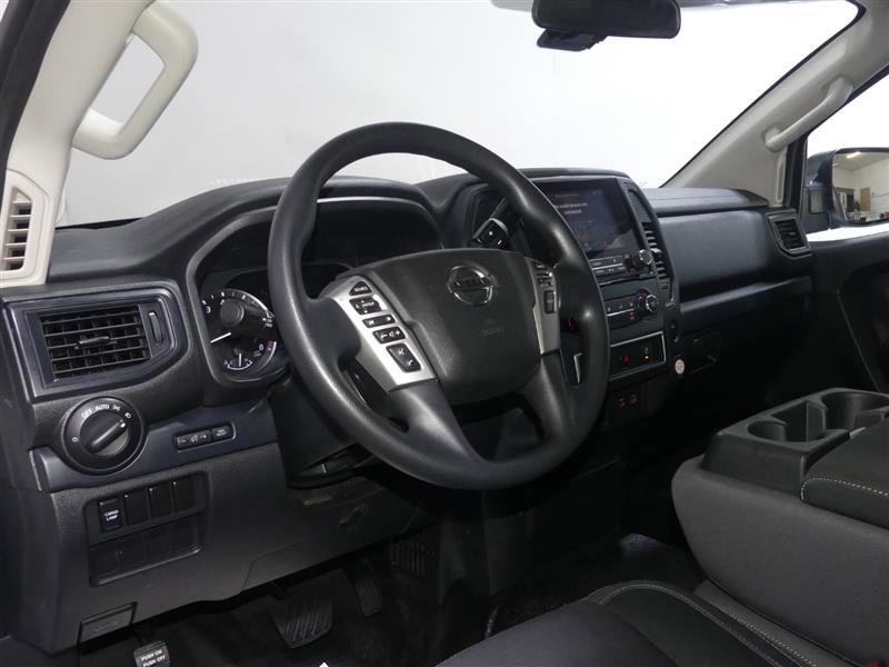Used 2022 Nissan Titan S w/ S Utility Package image 20