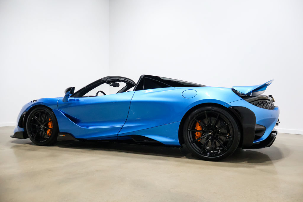 Used 2022 McLaren 765LT RWD image 24