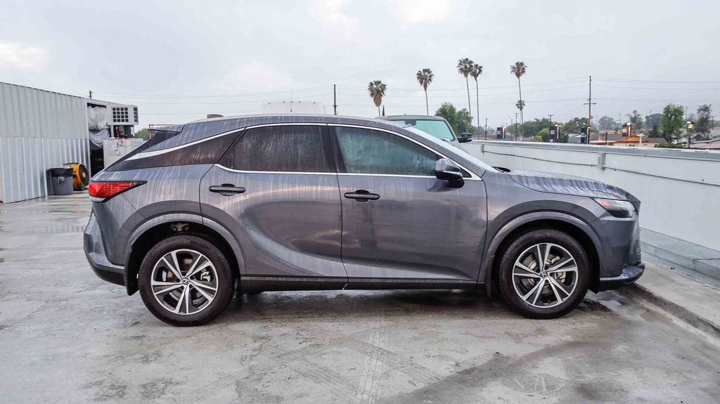 Used 2024 Lexus RX 350h w/ Kick Sensor & Tow Package image 13