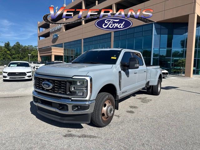Used 2024 Ford F350 Lariat w/ Lariat Ultimate Package AWD/4WD image 1