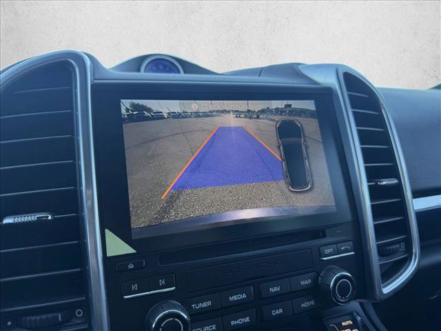 Used 2017 Porsche Cayenne image 19