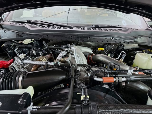Used 2023 Ford F350 Platinum w/ Tremor Off-Road Package image 32