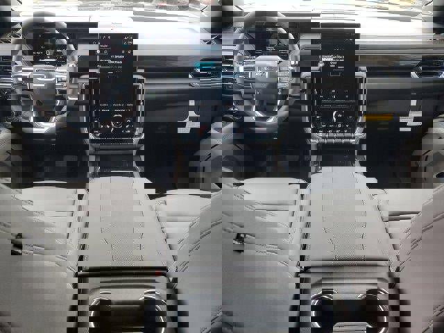 New 2026 GMC Yukon Elevation image 14