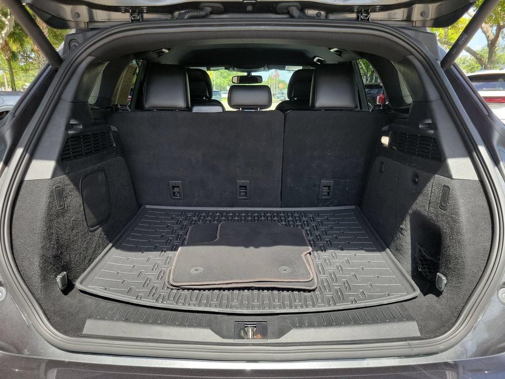 Used 2019 Lincoln MKC Premiere FWD image 6