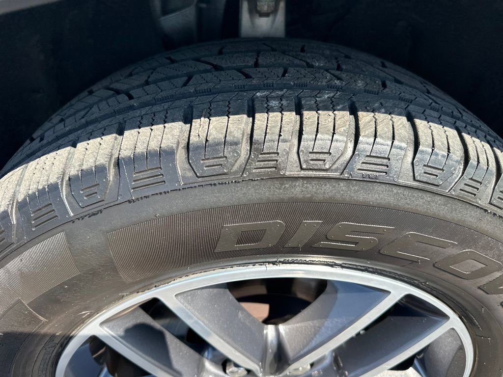 Used 2018 Jeep Grand Cherokee Limited image 13