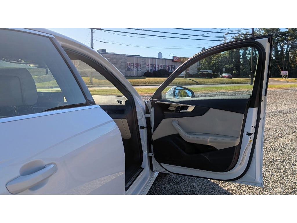 Used 2022 Audi A4 2.0T Premium Plus image 11