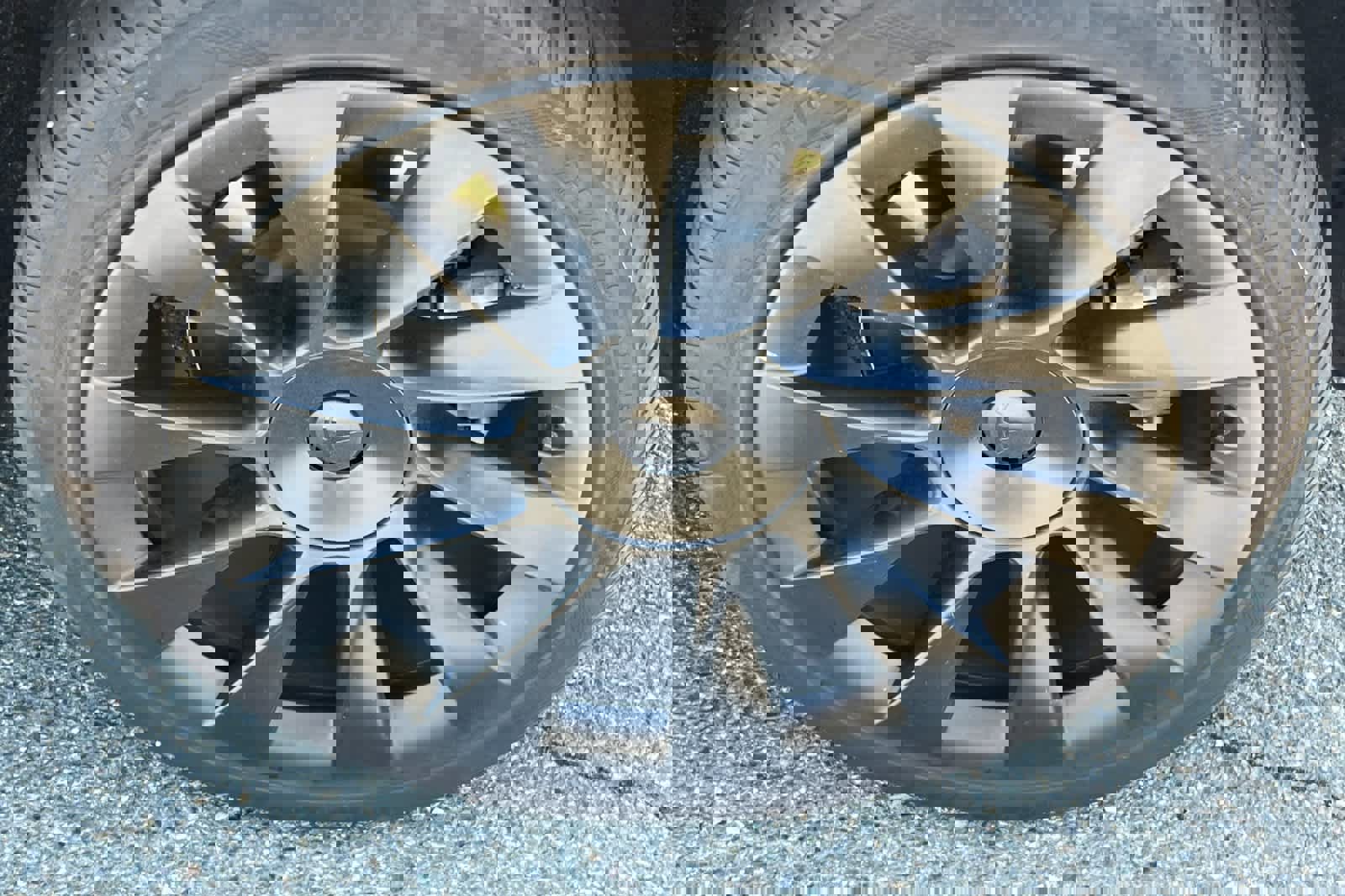 Used 2024 Tesla Model Y Long Range image 22