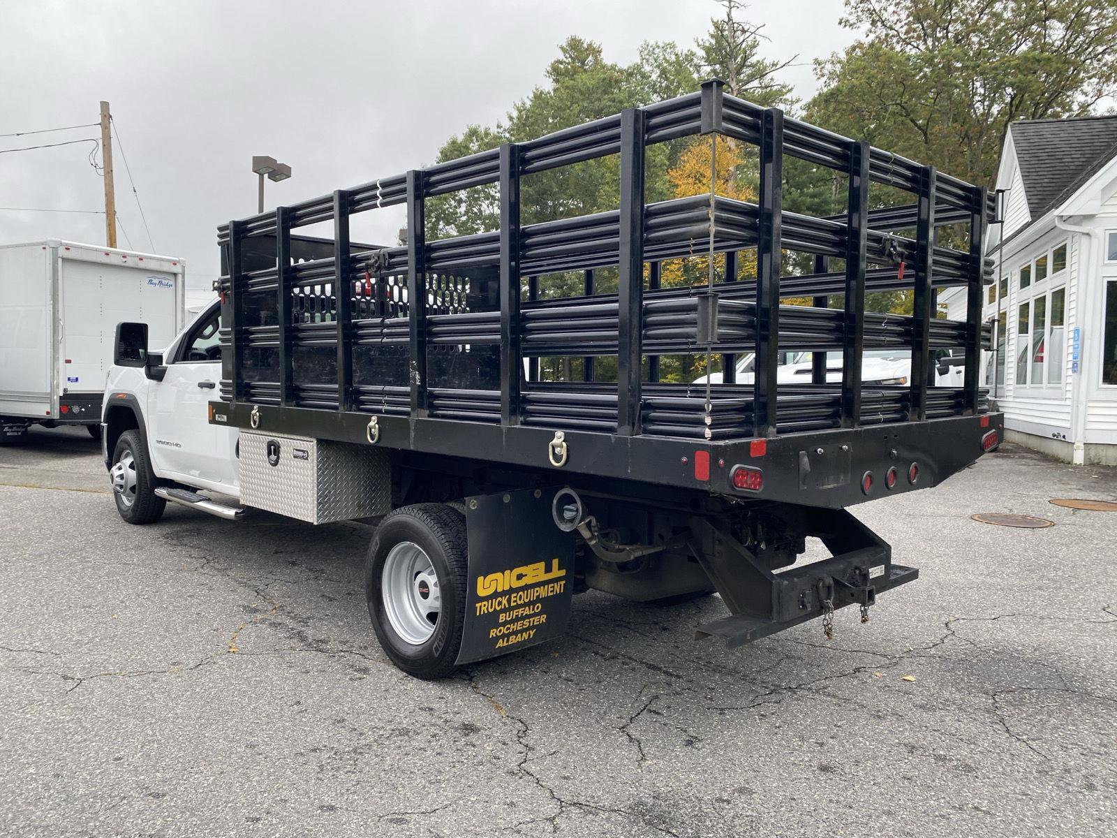 Used 2022 GMC Sierra 3500 Pro w/ Convenience Package image 13
