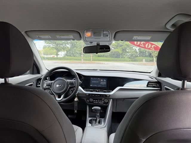 Used 2020 Kia Niro LX FWD image 29