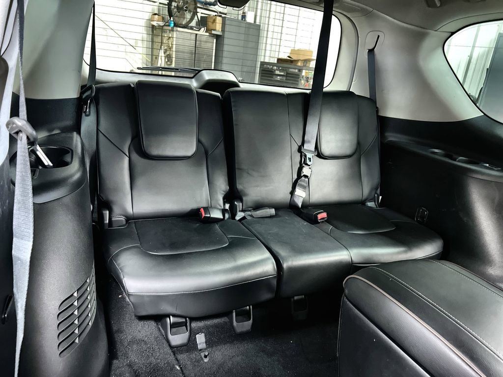 Used 2023 Nissan Armada Platinum w/ Captain's Chairs Package RWD image 22