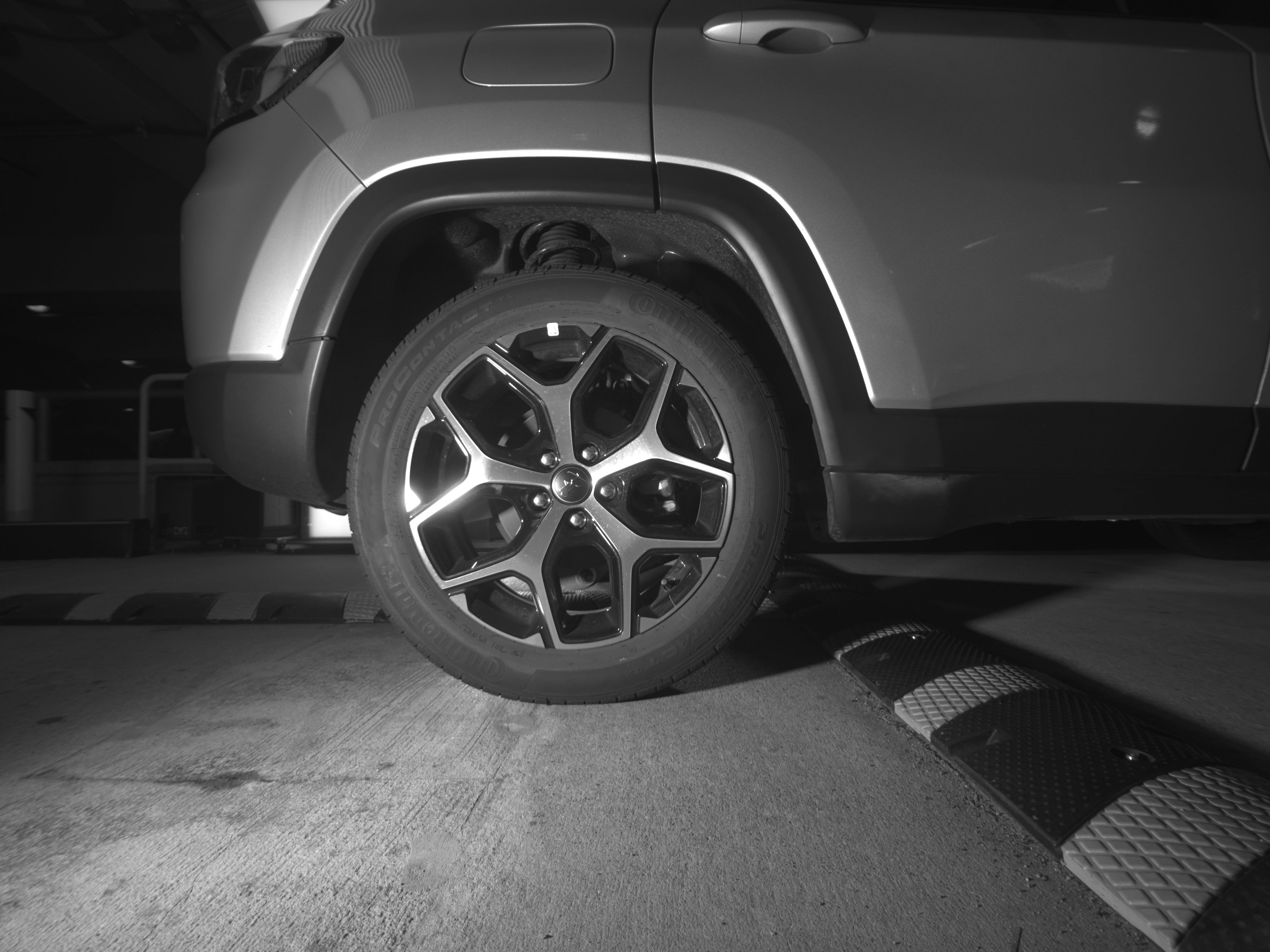 Used 2025 Jeep Compass Limited image 15