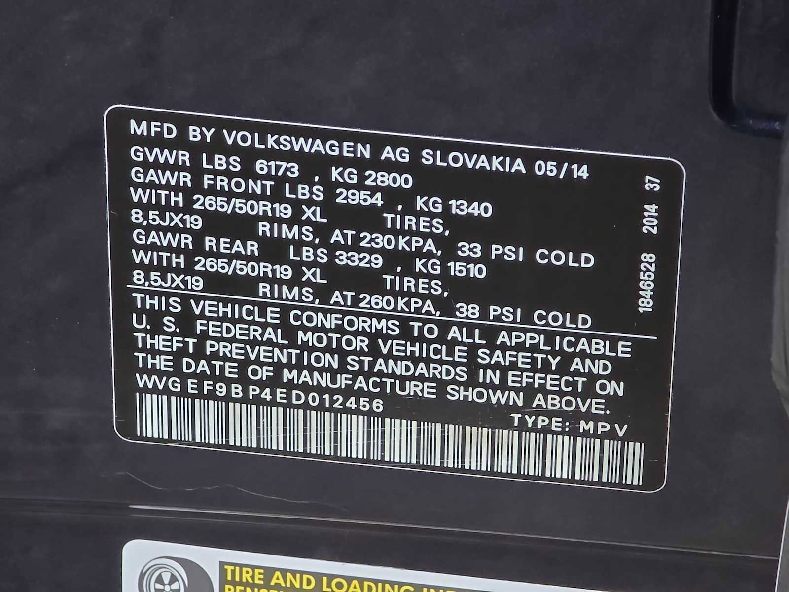 Used 2014 Volkswagen Touareg Lux image 25