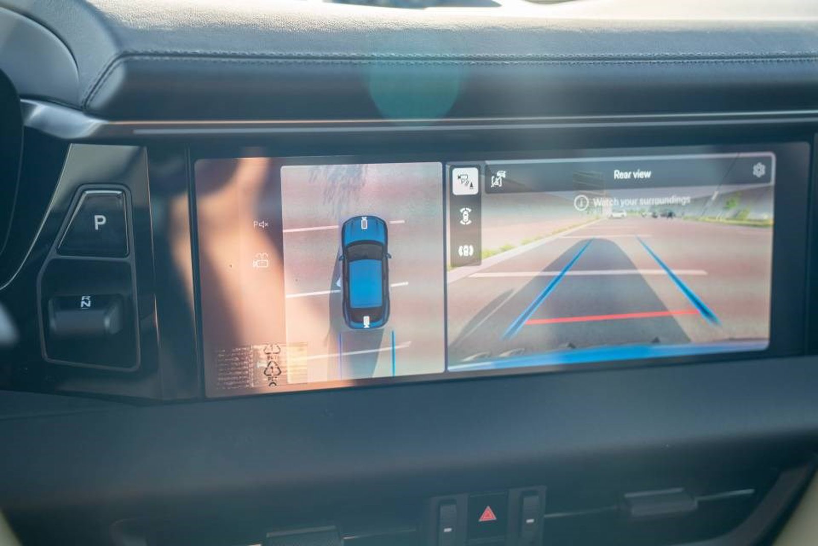 New 2026 Porsche Macan 4 Electric AWD/4WD image 18