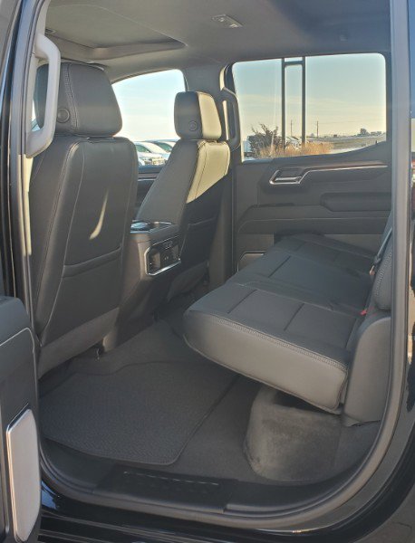 New 2025 GMC Sierra 1500 Denali w/ Denali Reserve Package image 13