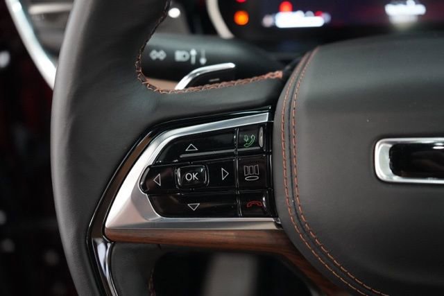 Used 2025 Jeep Grand Cherokee Summit w/ Obsidian Package image 20