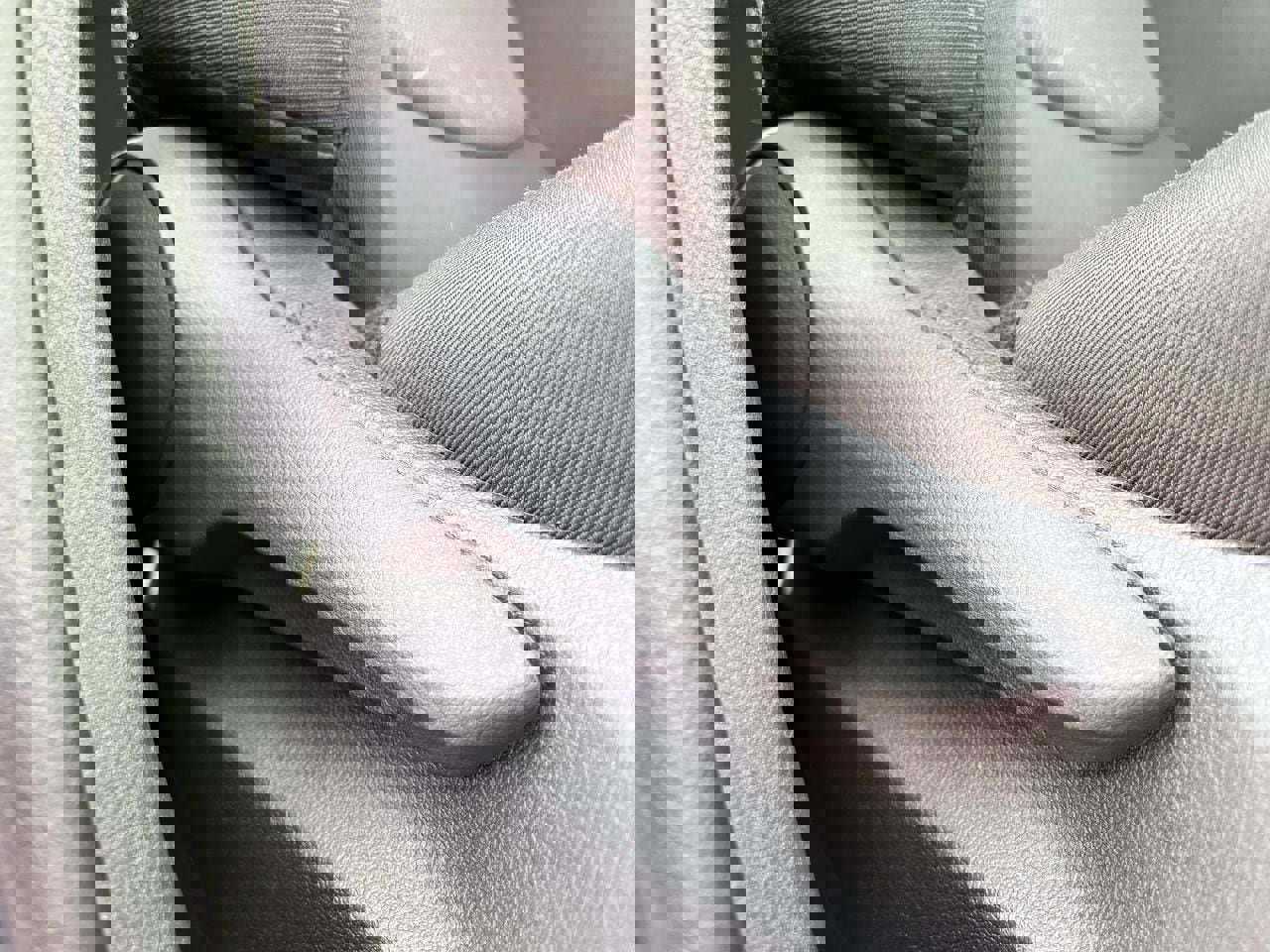 Used 2025 Toyota RAV4 XLE AWD/4WD image 26