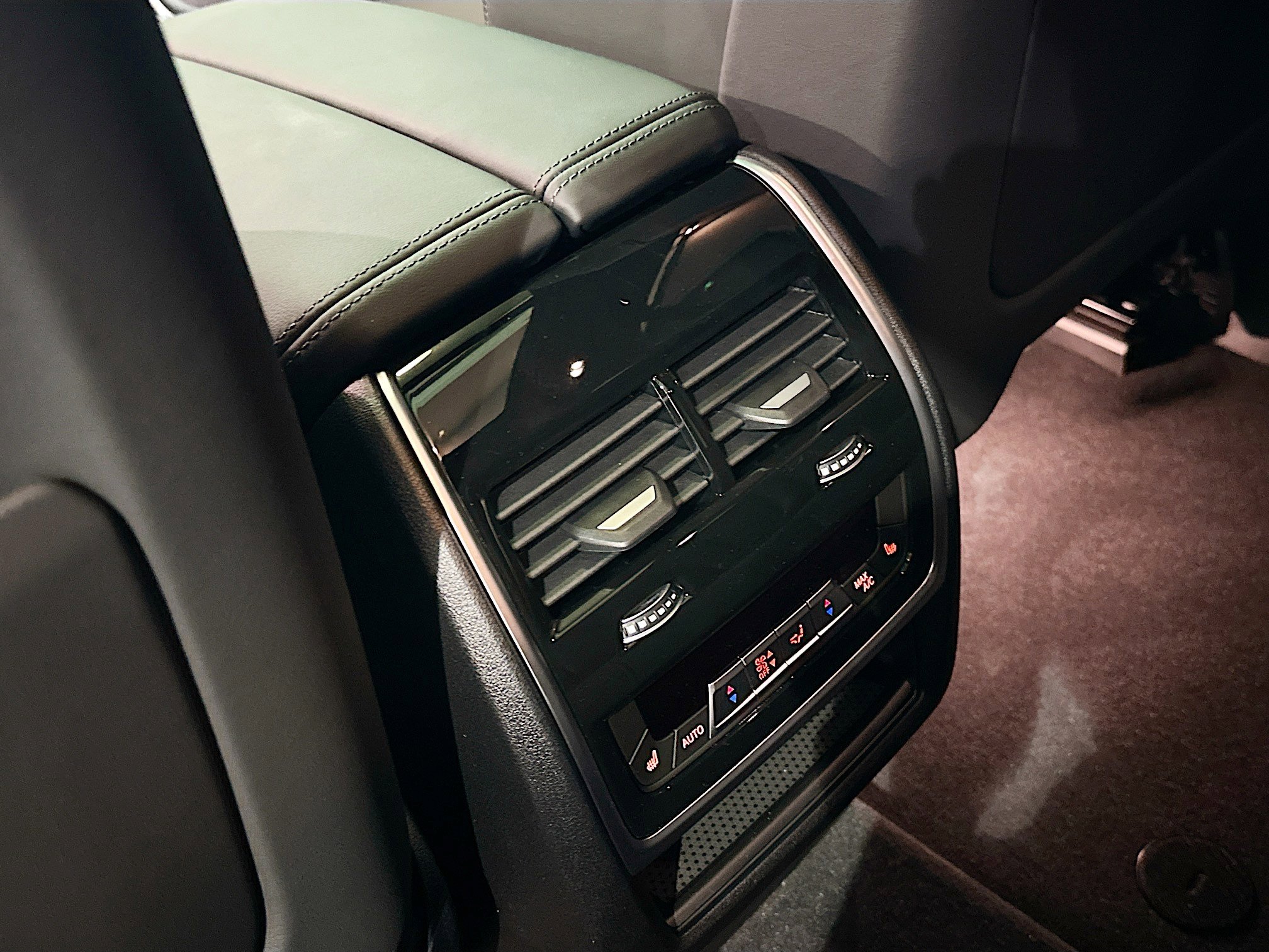 New 2026 BMW X5 M Competition w/ Executive Package image 18