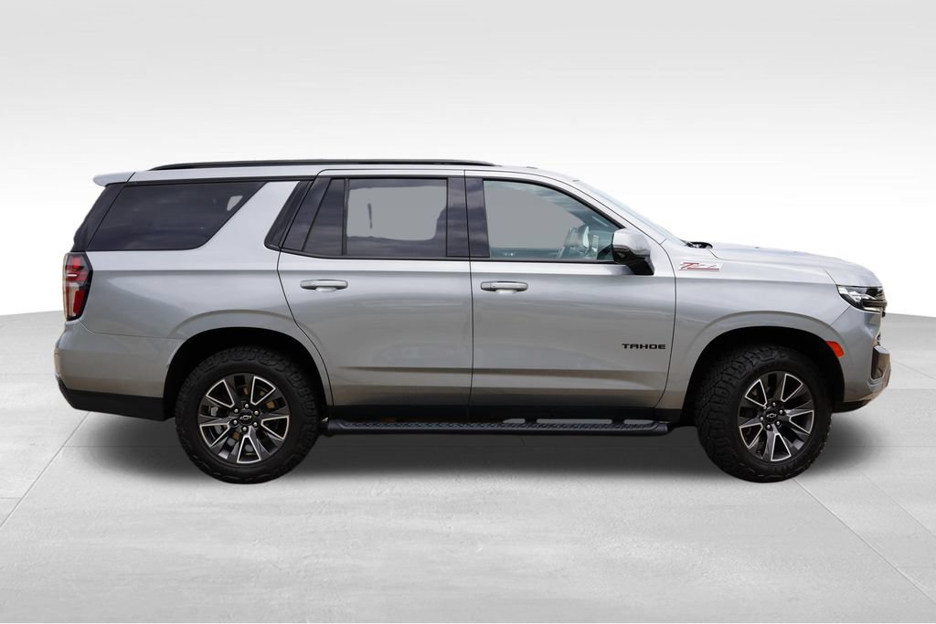 Certified 2024 Chevrolet Tahoe Z71 w/ Luxury Package AWD/4WD image 3