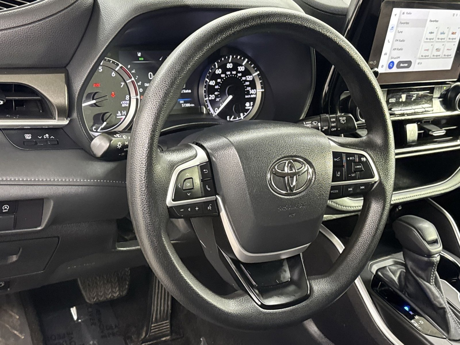 Used 2023 Toyota Highlander L image 20