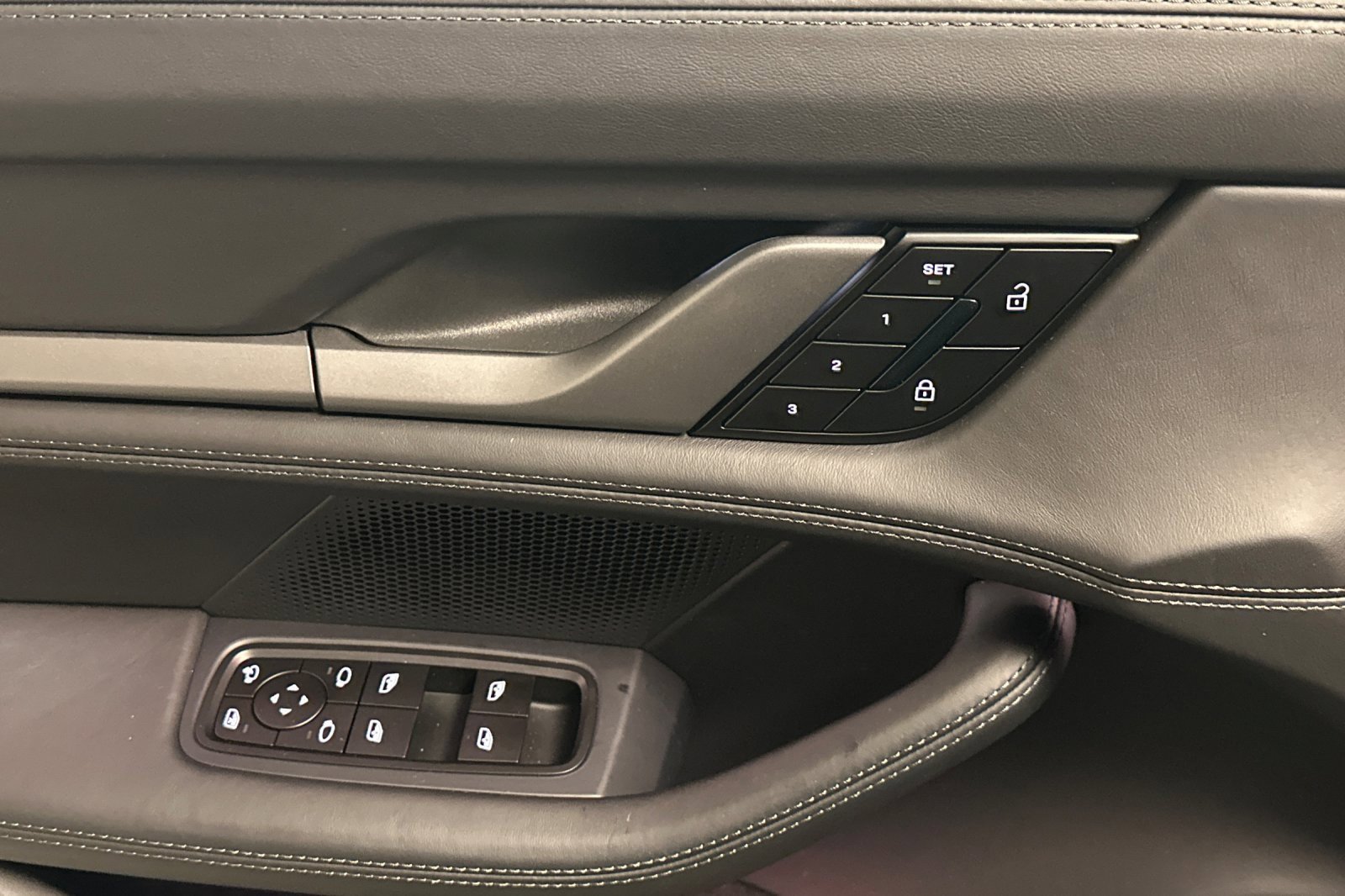 New 2025 Porsche Taycan 4S image 13