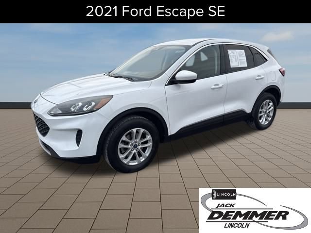 Used 2021 Ford Escape SE w/ Cold Weather Package image 1