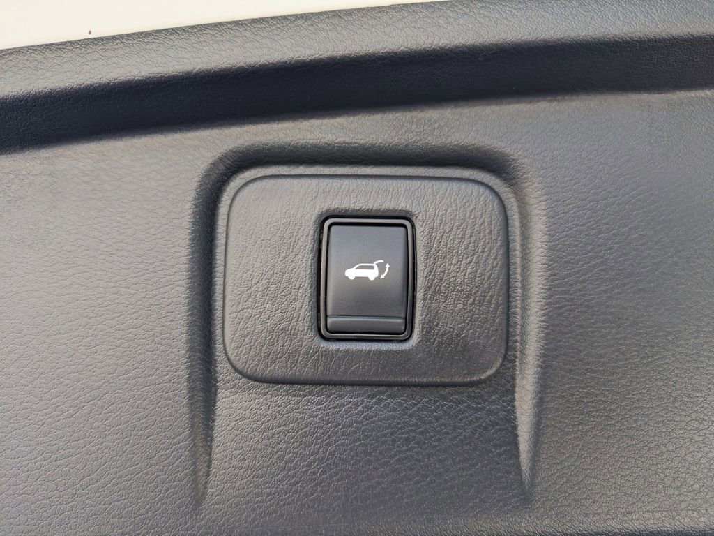 Used 2023 Nissan Murano Platinum w/ Cargo Package FWD image 15