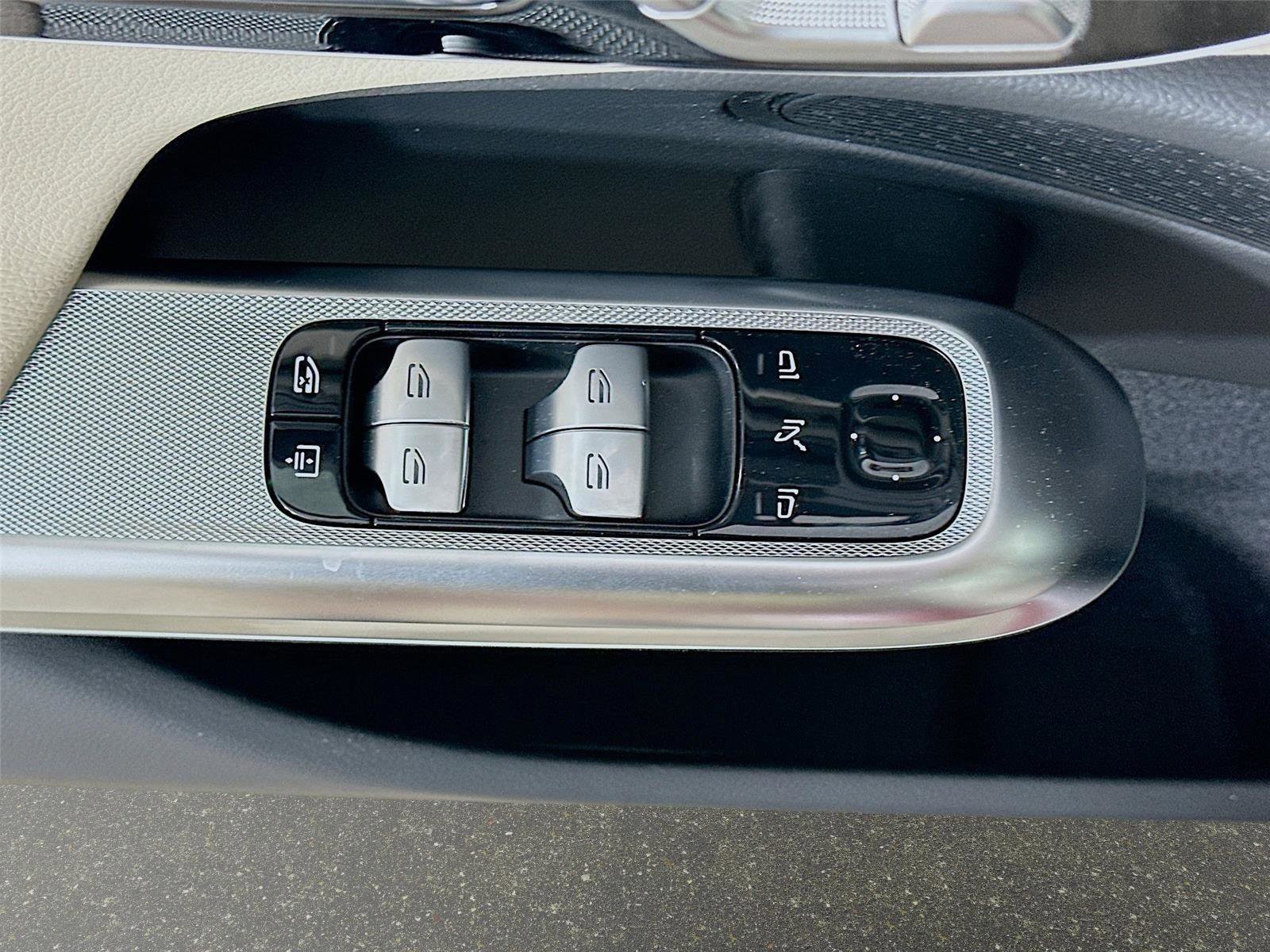 Certified 2026 Mercedes-Benz E 350 4MATIC Sedan image 23