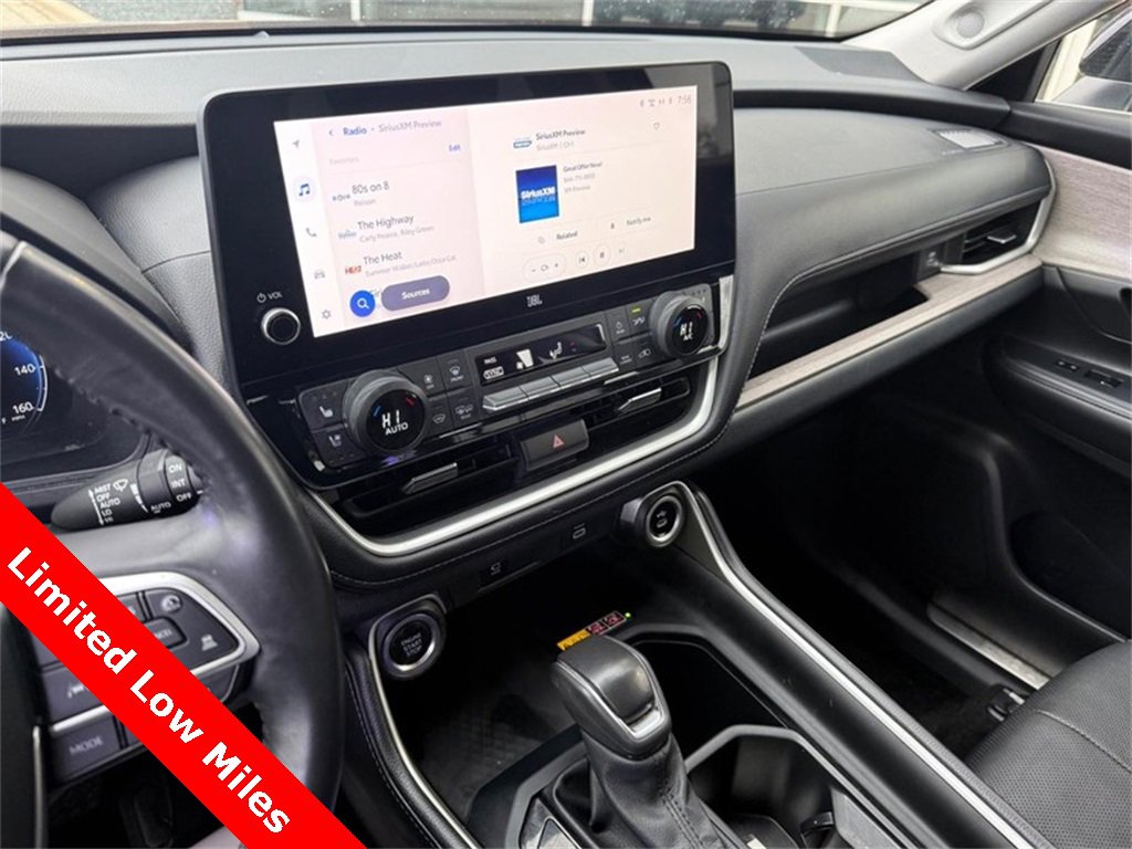 Used 2024 Toyota Grand Highlander Limited image 26