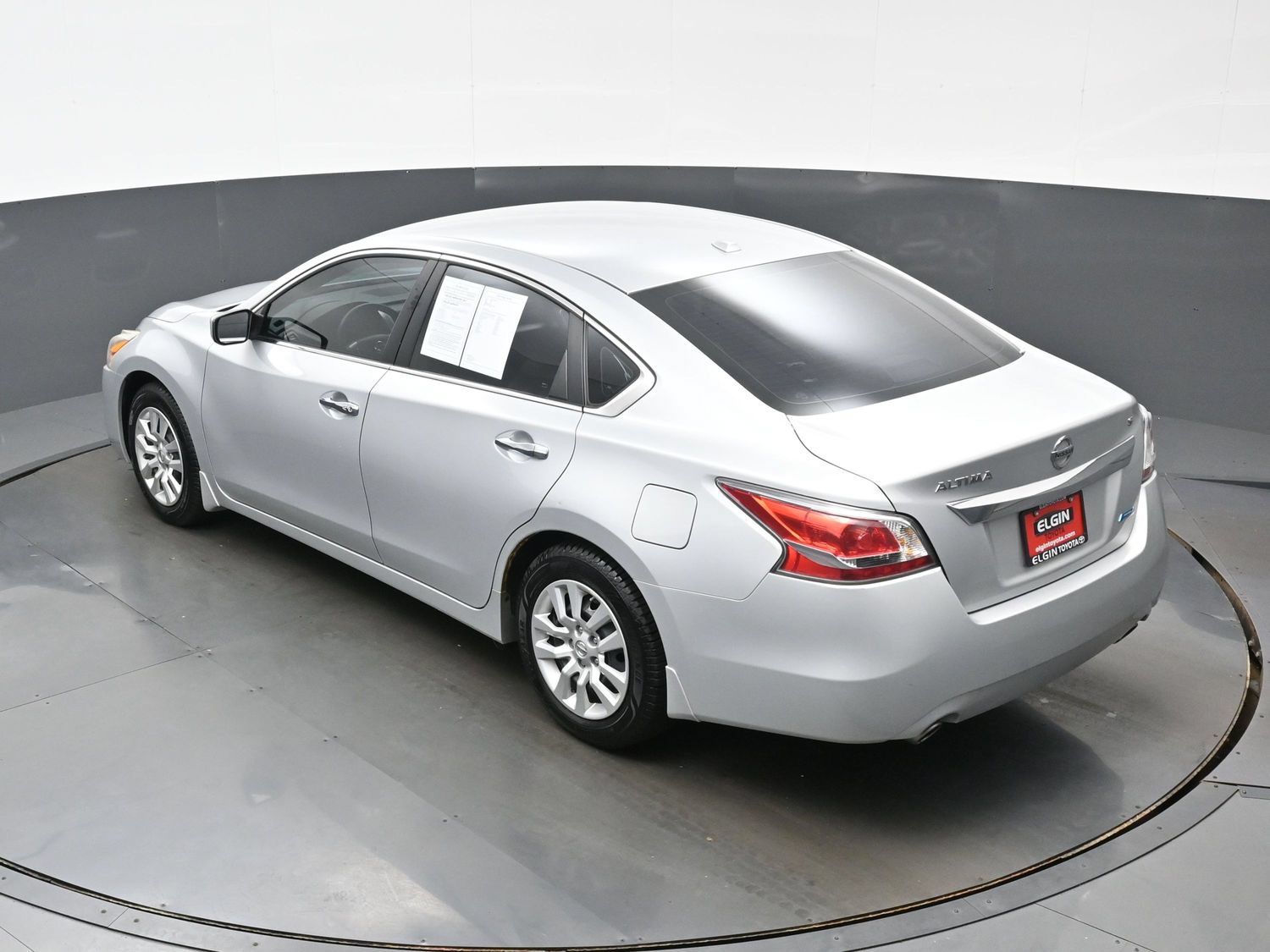 Used 2014 Nissan Altima 2.5 S w/ Display Audio Package FWD image 37
