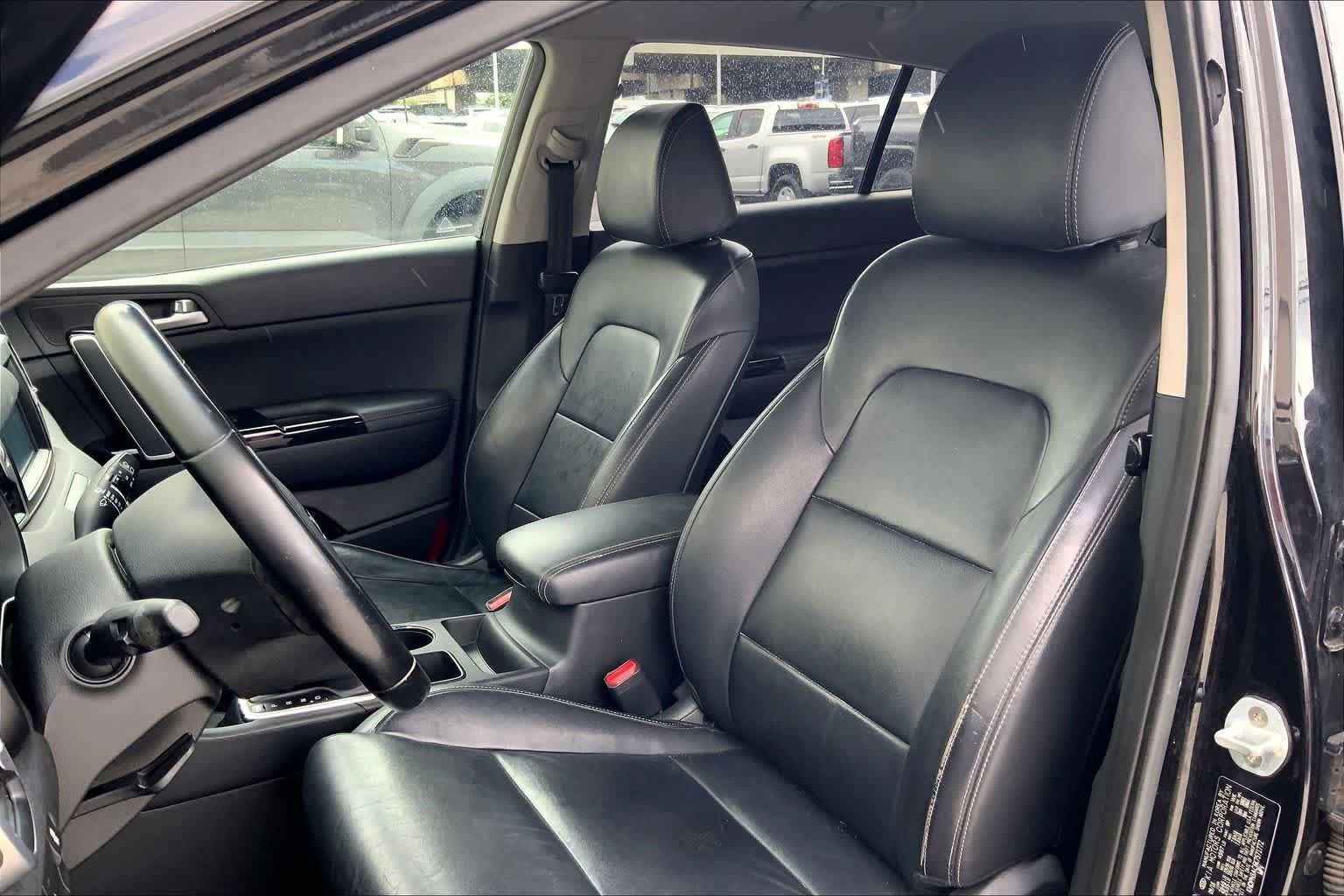 Used 2019 Kia Sportage EX FWD image 11