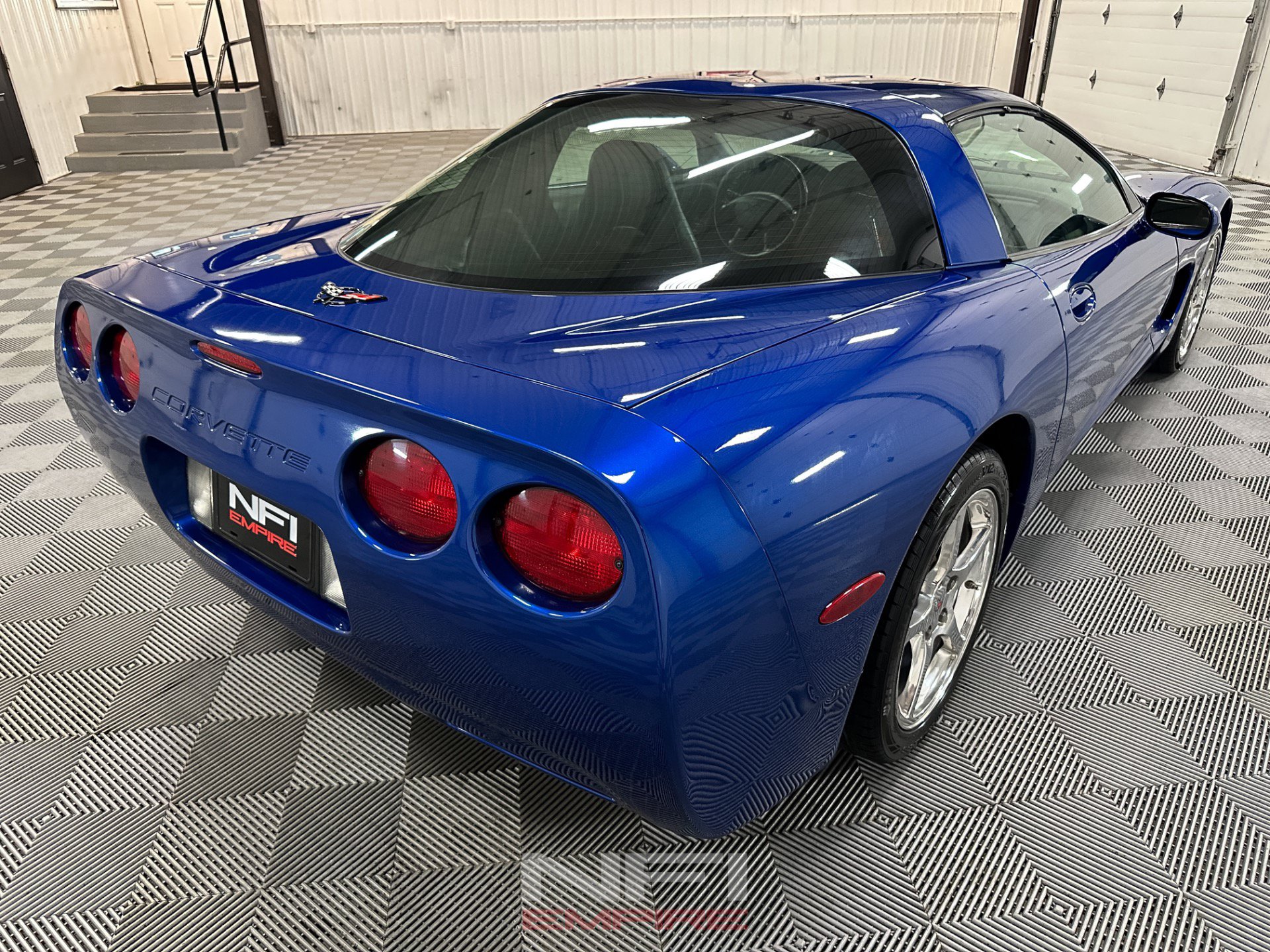 Used 2002 Chevrolet Corvette Coupe w/ Preferred Equipment Group2 RWD image 8