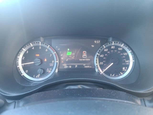 Used 2023 Toyota Highlander LE image 24